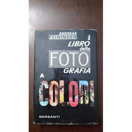 Il libro della fotografia a colori