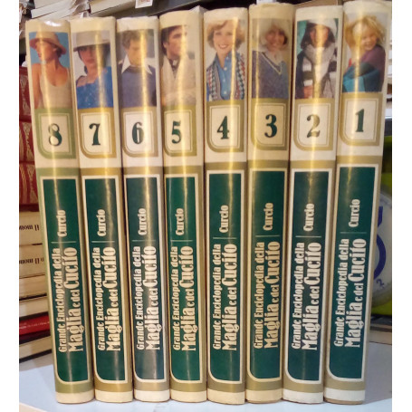 Grande enciclopedia della Maglia del Cucito dell'uncinetto del ricamo degli hobbies. Otto volumi. Opera incompleta.