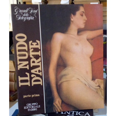 Il nudo d'arte parte prima.
