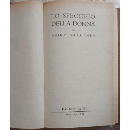 Lo specchio della donna